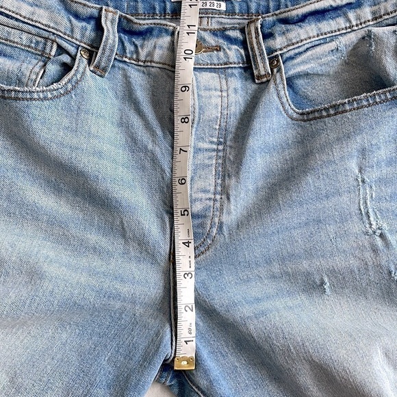 pistola Distressed Nico High Rise Mom Light Wash Jeans Size 29 - Picture 7 of 11